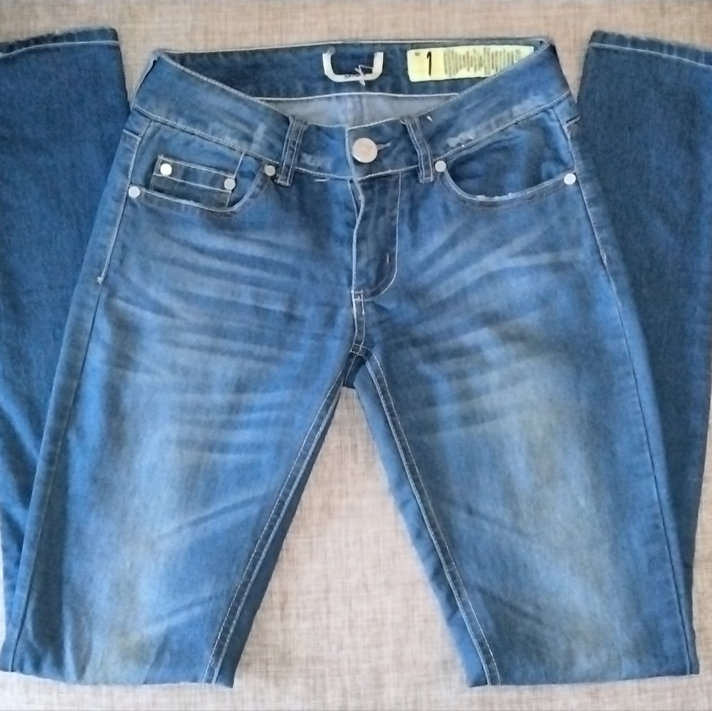 Indigo Rein Women's lightweight Blue jeans, size 1